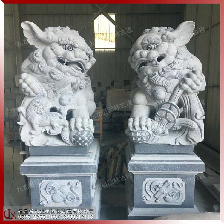 獻錢石獅子
